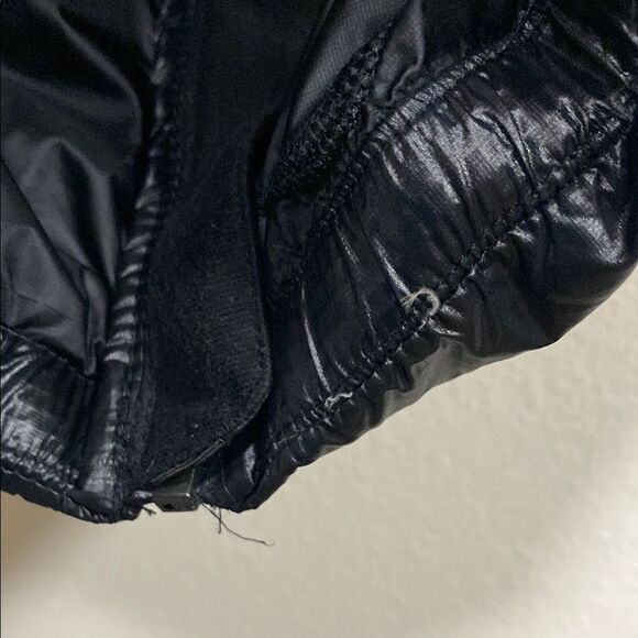 Lululemon Fluffin’ Awesome Down Vest Black Size 6 Water-Resistant Puffer‎ - Picture 9 of 14